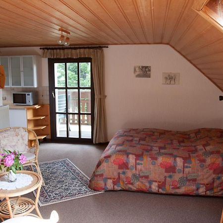 Haus Am Wald - Urlaub Am Nationalpark Διαμέρισμα Langweiler  Εξωτερικό φωτογραφία